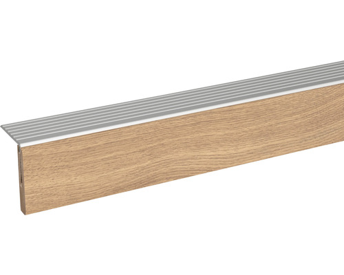 Houten plint met aluminium profiel